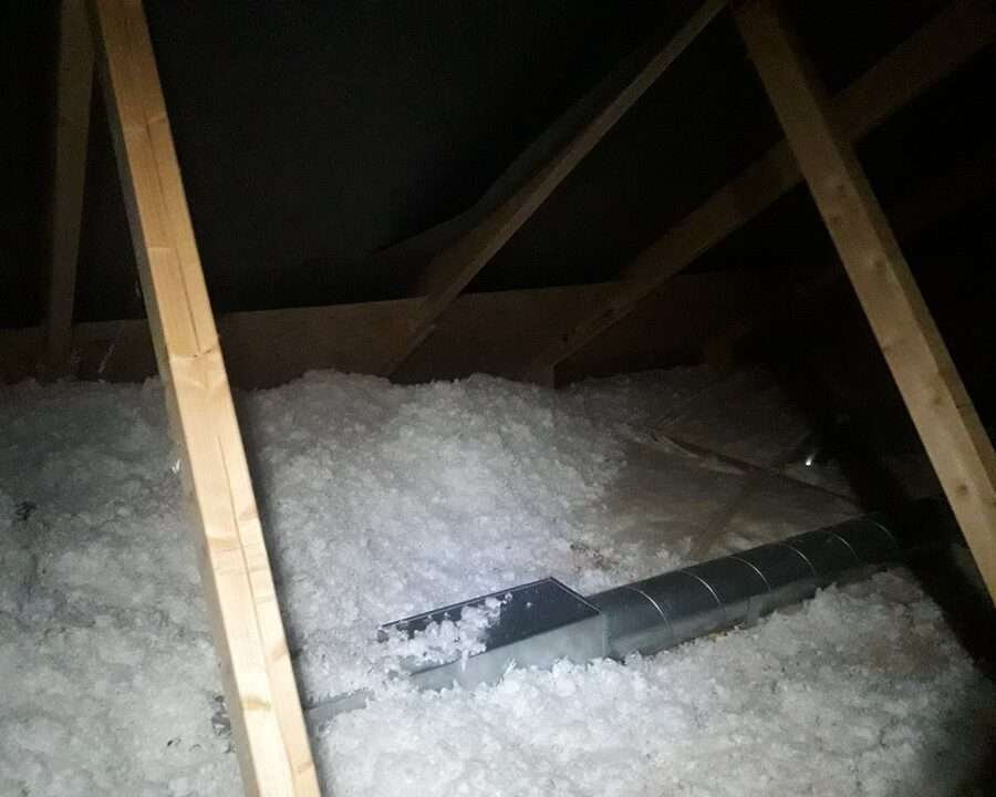 Professionel efterisolering af loft og tag udført af SydDansk Tagrenovering
